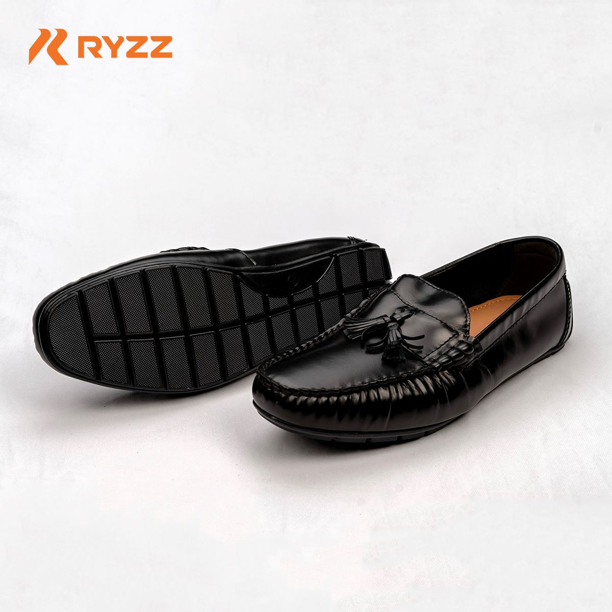 CRT Tassel Loafer Black