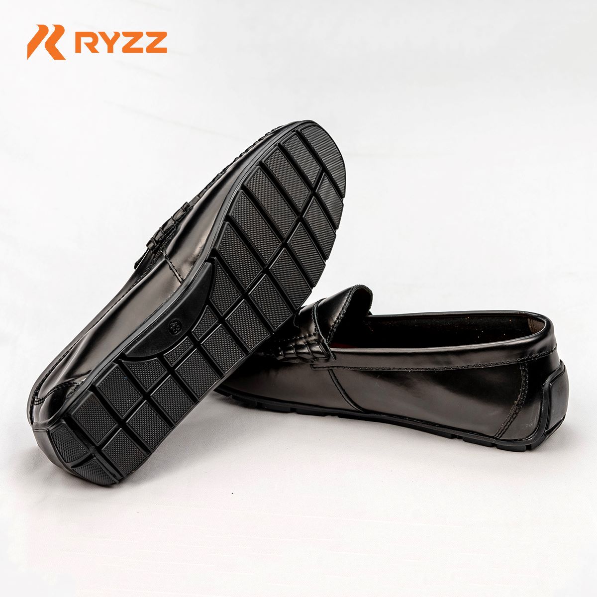 CRT Premium Loafer Black