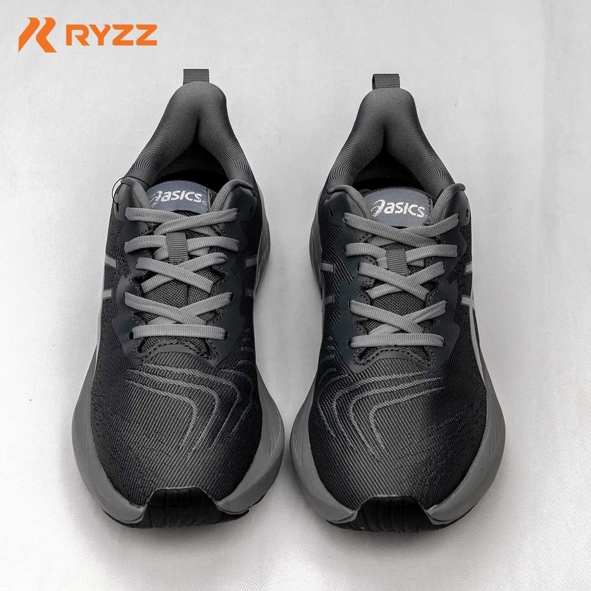 Asics Novablast Grey